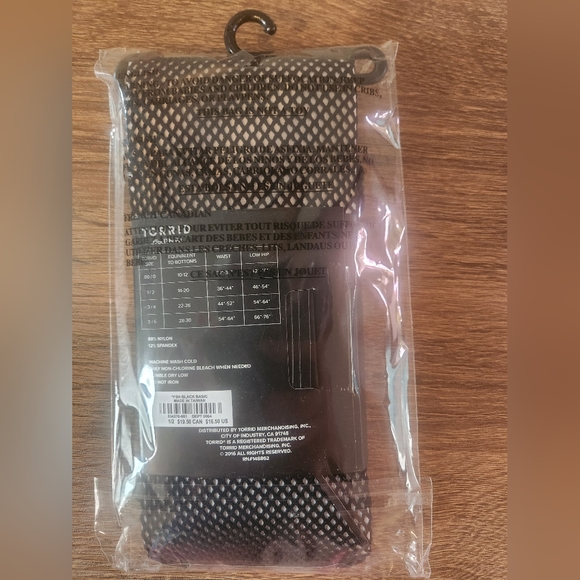 🆕️ NWT Black Net Tights Torrid Size 1/2 - Picture 5 of 6